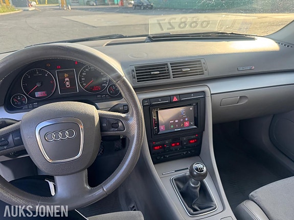 Audi A4 13 of 19
