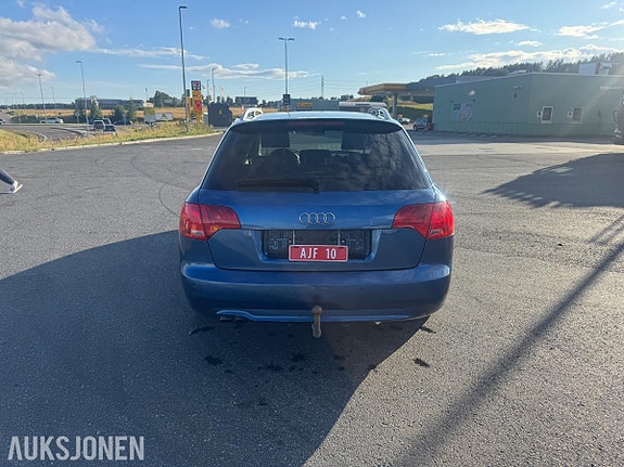 Audi A4 6 of 19