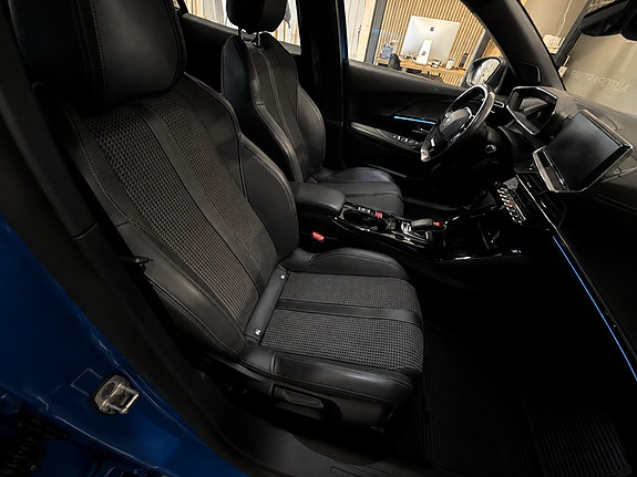 Peugeot 2008 10 of 19
