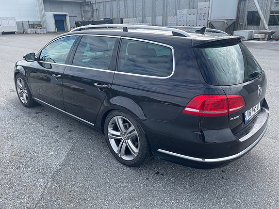 Volkswagen Passat 6 of 13