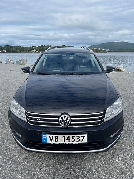 Volkswagen Passat 9 of 13