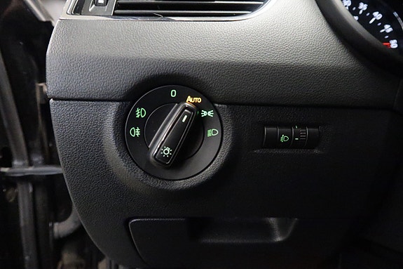 Skoda Octavia 8 of 19