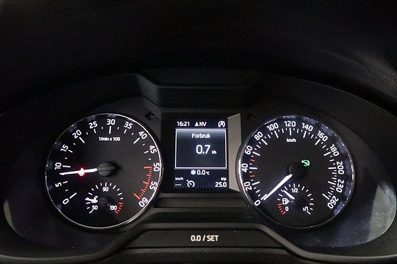 Skoda Octavia 12 of 19