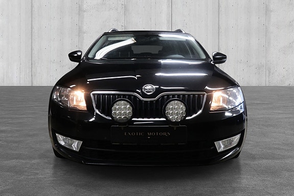 Skoda Octavia 3 of 19