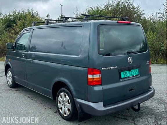 Volkswagen Transporter 4 of 13