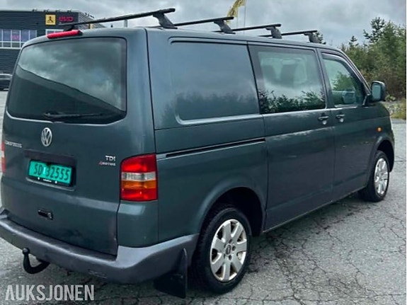 Volkswagen Transporter 6 of 13