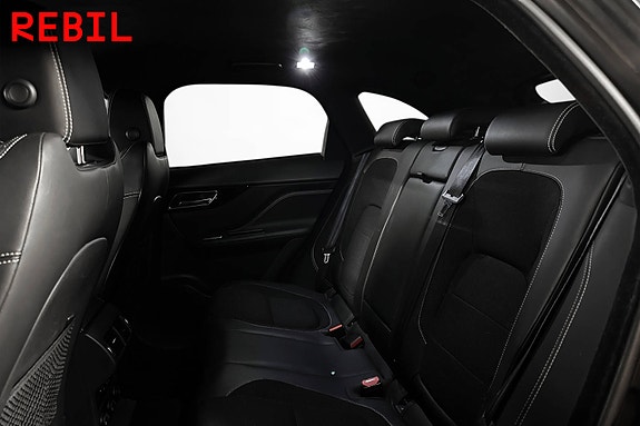 Jaguar F-PACE 9 of 21