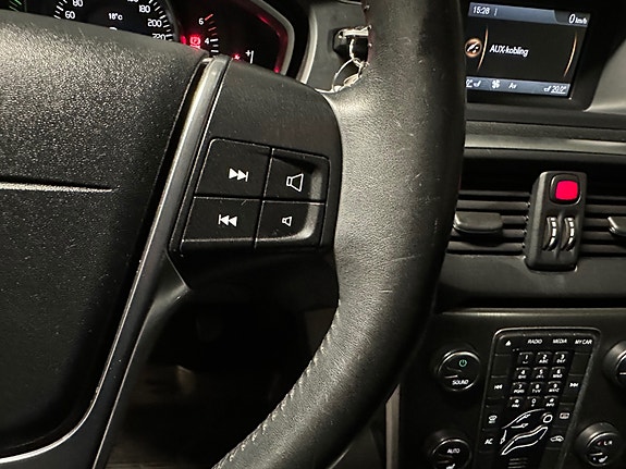 Volvo V40 24 of 30