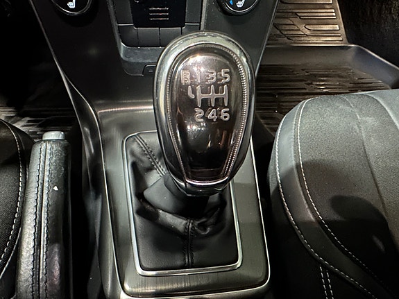 Volvo V40 27 of 30