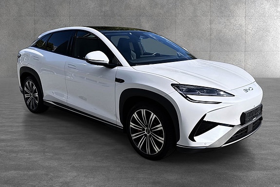 BYD Sealion 7 3 of 10