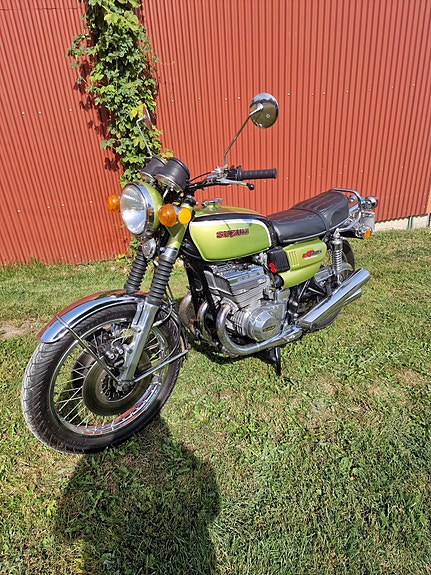 Kawasaki Z 900 12 of 12