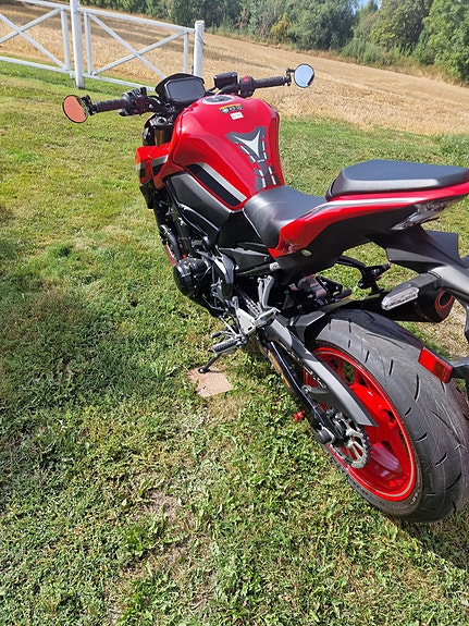 Kawasaki Z 900 9 of 12