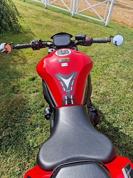 Kawasaki Z 900 8 of 12