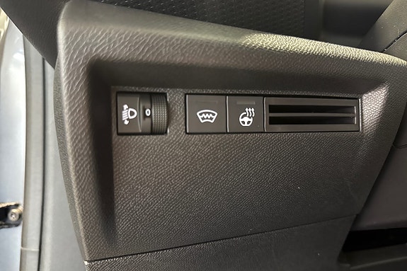 Citroen E-C4 22 of 25