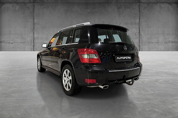 Mercedes-Benz GLK220 7 of 23