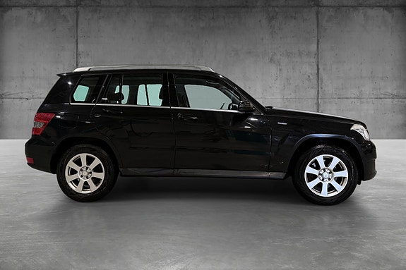 Mercedes-Benz GLK220 4 of 23