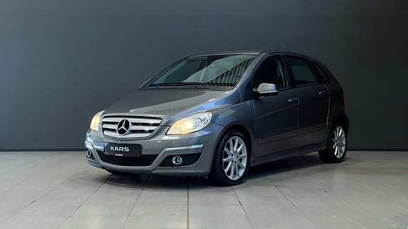 Mercedes-Benz B180