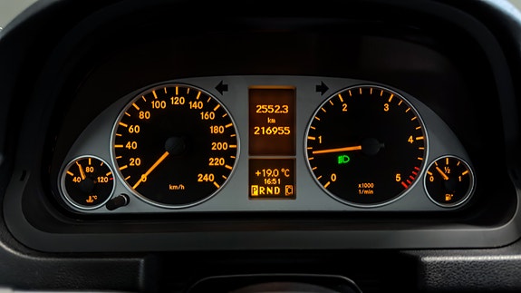 Mercedes-Benz B180 17 of 25