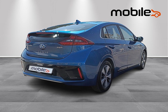 Hyundai IONIQ 3 of 30