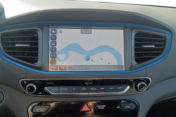 Hyundai IONIQ 11 of 30