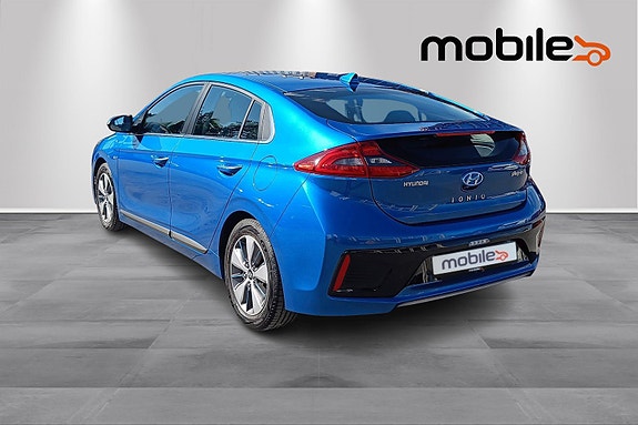 Hyundai IONIQ 21 of 30