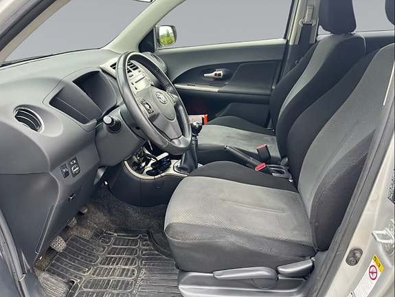Toyota Urban Cruiser 11 of 21