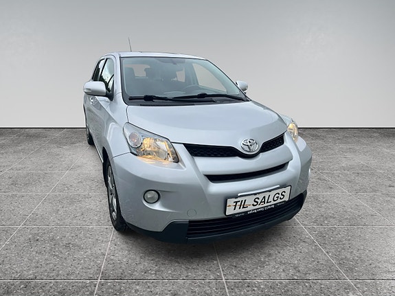 Toyota Urban Cruiser 9 of 21