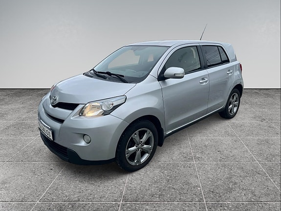 Toyota Urban Cruiser 3 of 21