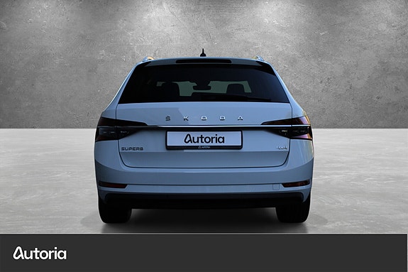 Skoda Superb 4 of 26