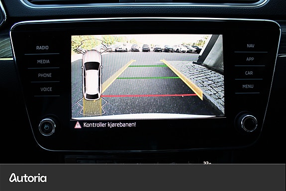 Skoda Superb 22 of 26