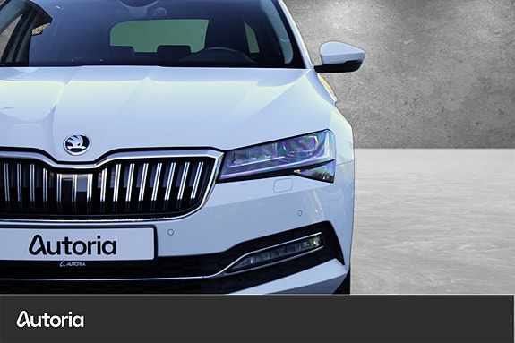 Skoda Superb 5 of 26