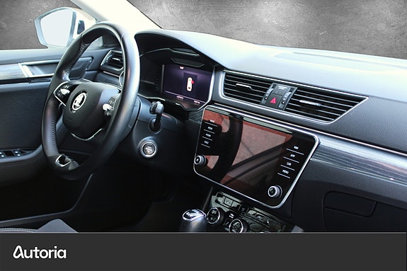 Skoda Superb 24 of 26