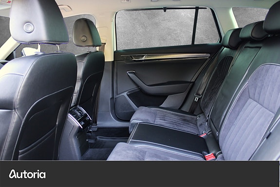 Skoda Superb 13 of 26