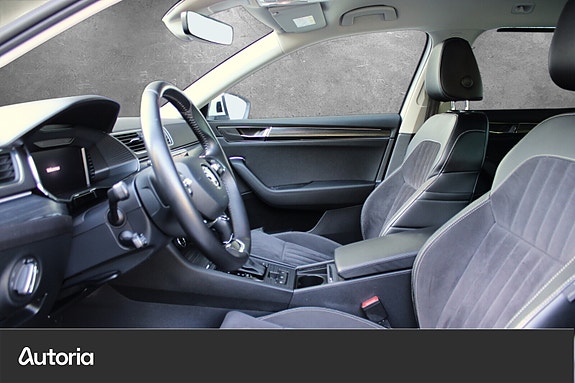 Skoda Superb 10 of 26