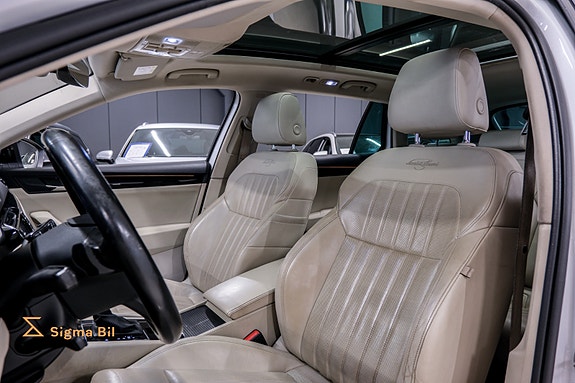 Skoda Superb 16 of 30