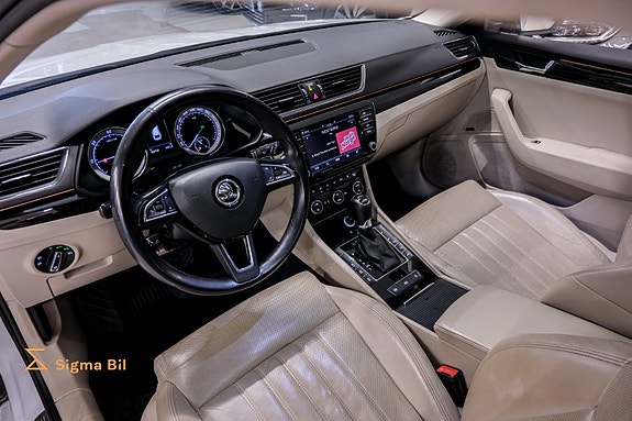 Skoda Superb 20 of 30