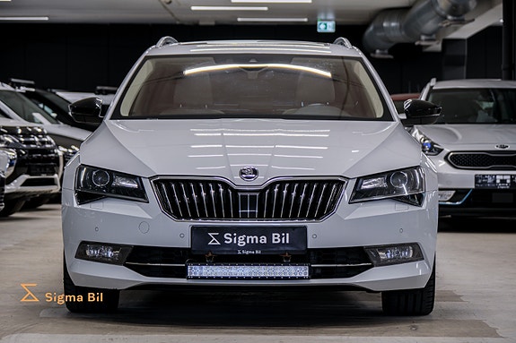 Skoda Superb 3 of 30