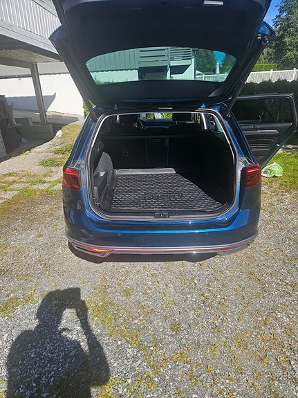 Volkswagen Passat Alltrack 7 of 12