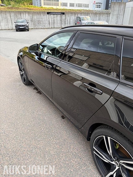 Volvo V90 12 of 22