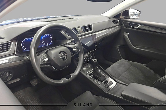 Skoda Superb 10 of 30