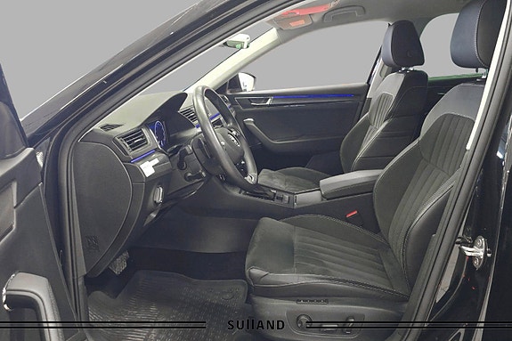 Skoda Superb 11 of 30