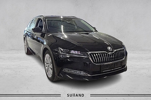 Skoda Superb 7 of 30