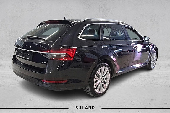 Skoda Superb 5 of 30