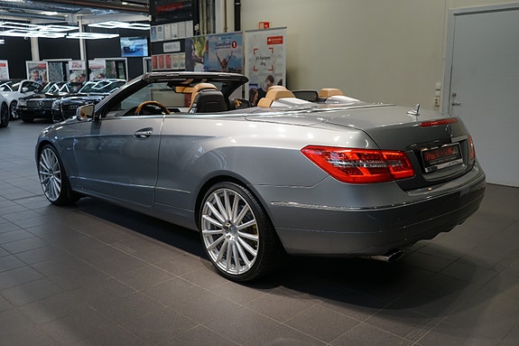 Mercedes-Benz E250 d 4 of 30