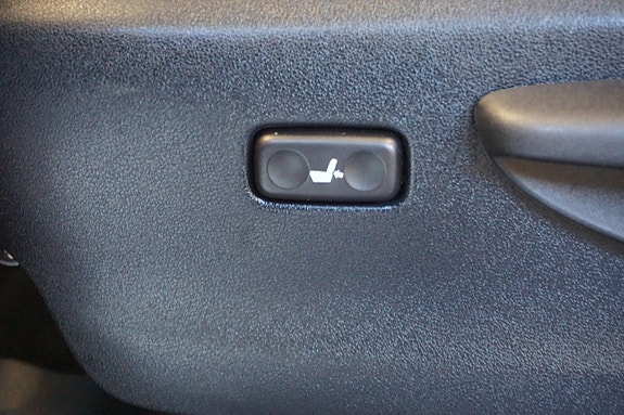 Toyota Land Cruiser 24 of 30