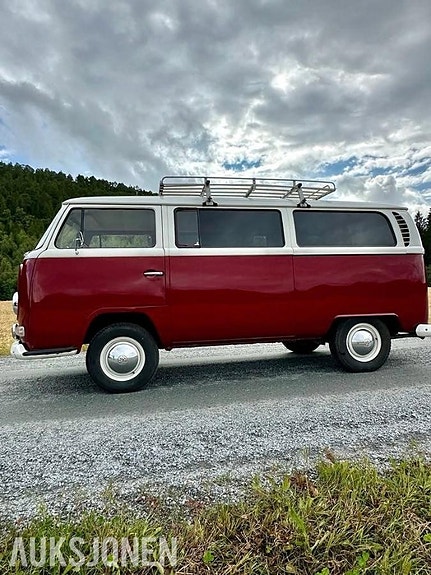 Volkswagen Transporter 9 of 19