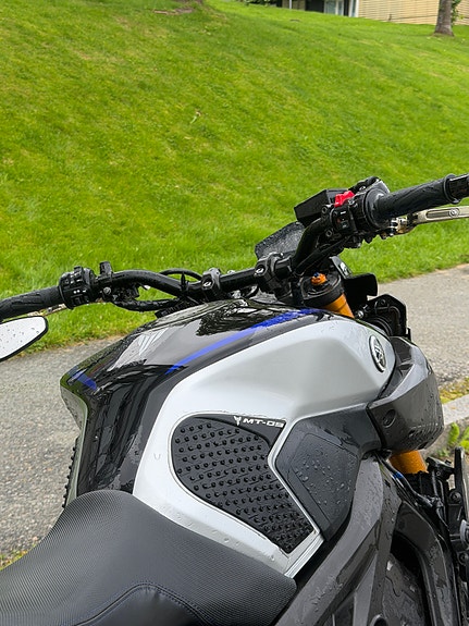 Yamaha MT-09 SP 4 of 17