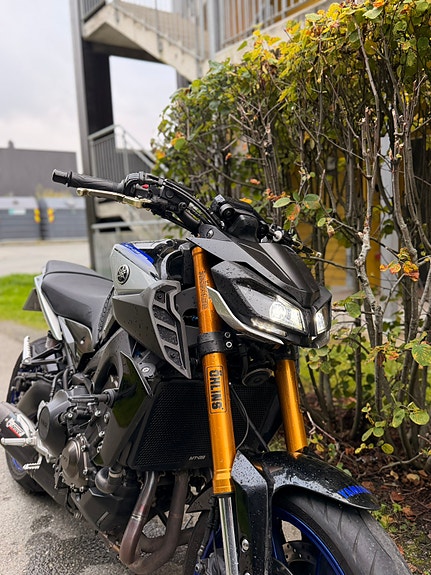 Yamaha MT-09 SP 16 of 17