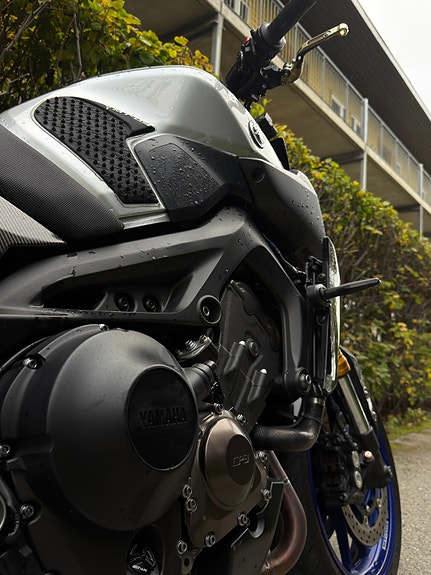 Yamaha MT-09 SP 5 of 17