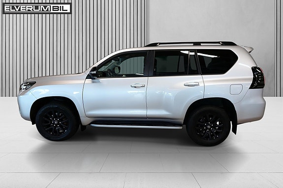 Toyota Land Cruiser 4 of 30